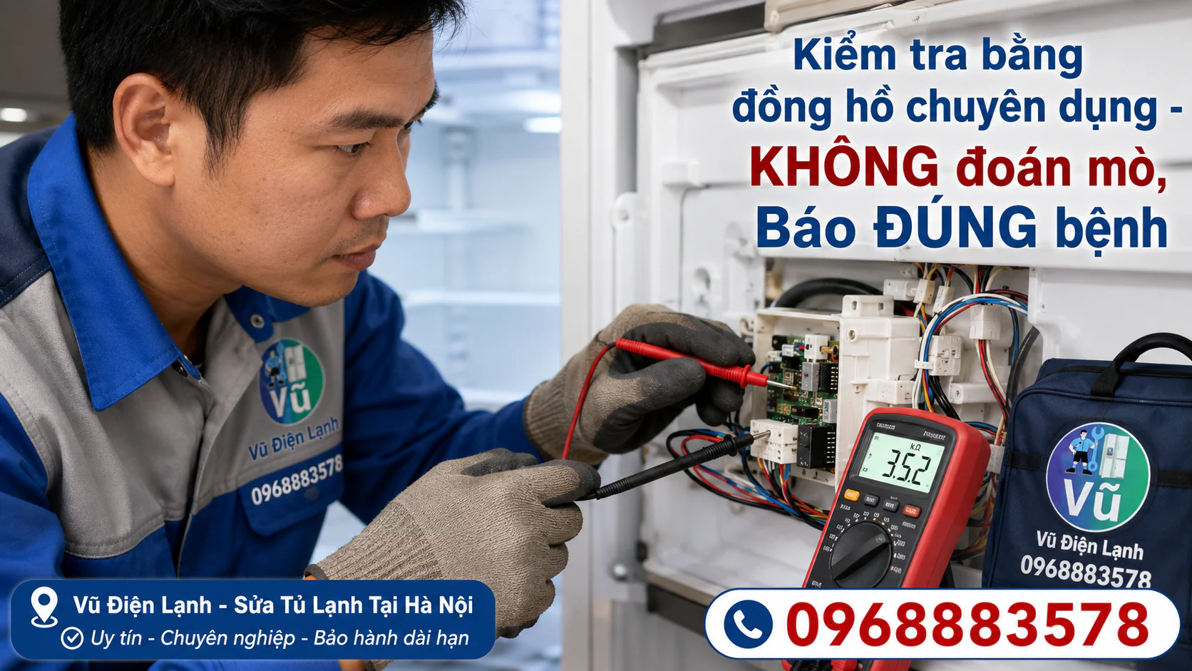 Thợ sửa tủ lạnh sử dụng đồng hồ đo điện trở để kiểm tra chính xác nguyên nhân lỗi bo mạch và cảm biến xả đá.