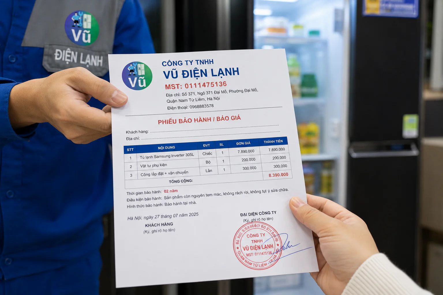 Cấp phiếu bảo hành 02 năm có đóng dấu mộc đỏ pháp nhân của Công ty TNHH Vũ Điện Lạnh sau khi sửa xong tủ lạnh.