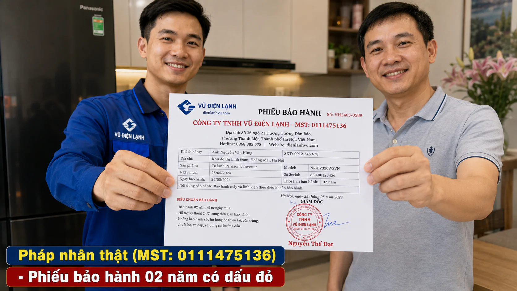 Khách hàng nhận phiếu bảo hành 02 năm có đóng dấu mộc đỏ pháp nhân của Công ty TNHH Vũ Điện Lạnh sau khi sửa xong tủ lạnh Funiki.