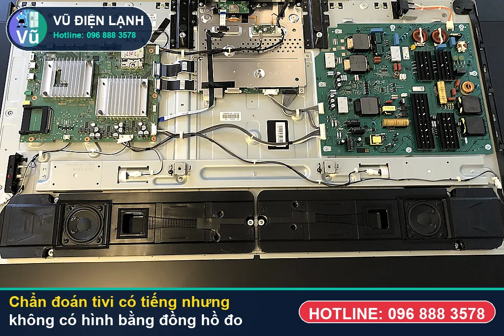 Thợ Vũ Điện Lạnh dùng đồng hồ vạn năng đo kiểm bo nguồn, T-Con và đèn LED nền khi xử lý tivi có tiếng nhưng không có hình