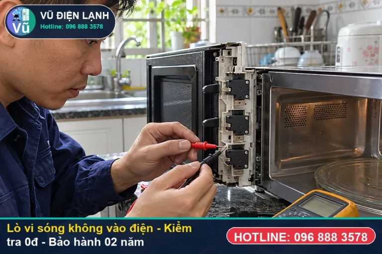 Kỹ thuật viên Vũ Điện Lạnh kiểm tra miễn phí 0đ và thực hiện lò vi sóng không vào điện (sự cố lò vi sóng không vào điện, mất nguồn hoàn toàn, c) tại Hà Nội