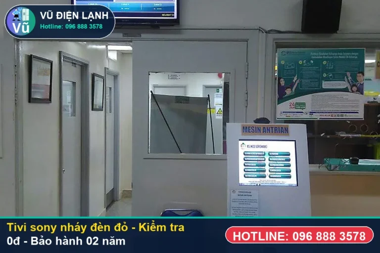 Kỹ thuật viên Vũ Điện Lạnh kiểm tra miễn phí 0đ và thực hiện tivi sony nháy đèn đỏ tại nhà Hà Nội
