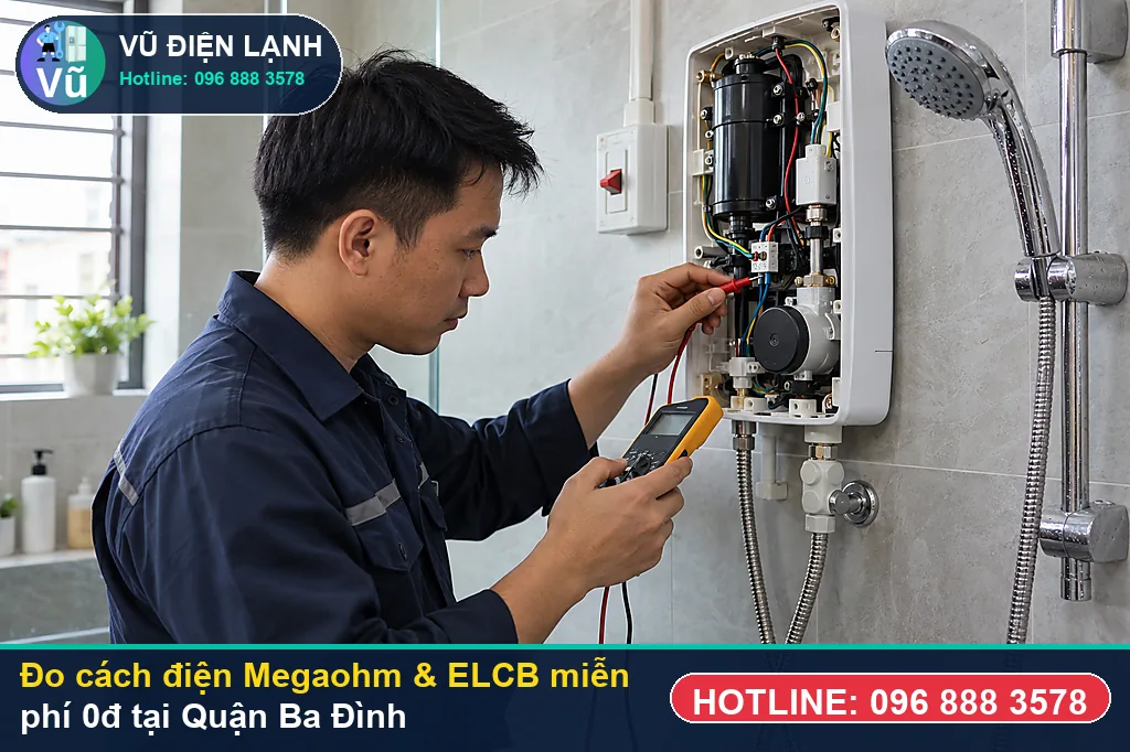 Thợ Vũ Điện Lạnh dùng đồng hồ Megaohm và vạn năng đo kiểm khi sửa bình nóng lạnh tại ba đình ở Vinhomes Metropolis 29 Liễu Giai, Lotte Center