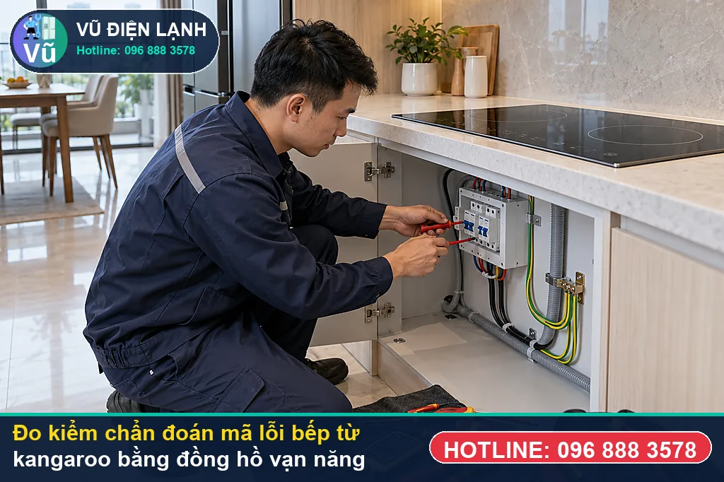 Thợ Vũ Điện Lạnh dùng đồng hồ vạn năng đo kiểm linh kiện khi bếp báo mã lỗi bếp từ kangaroo