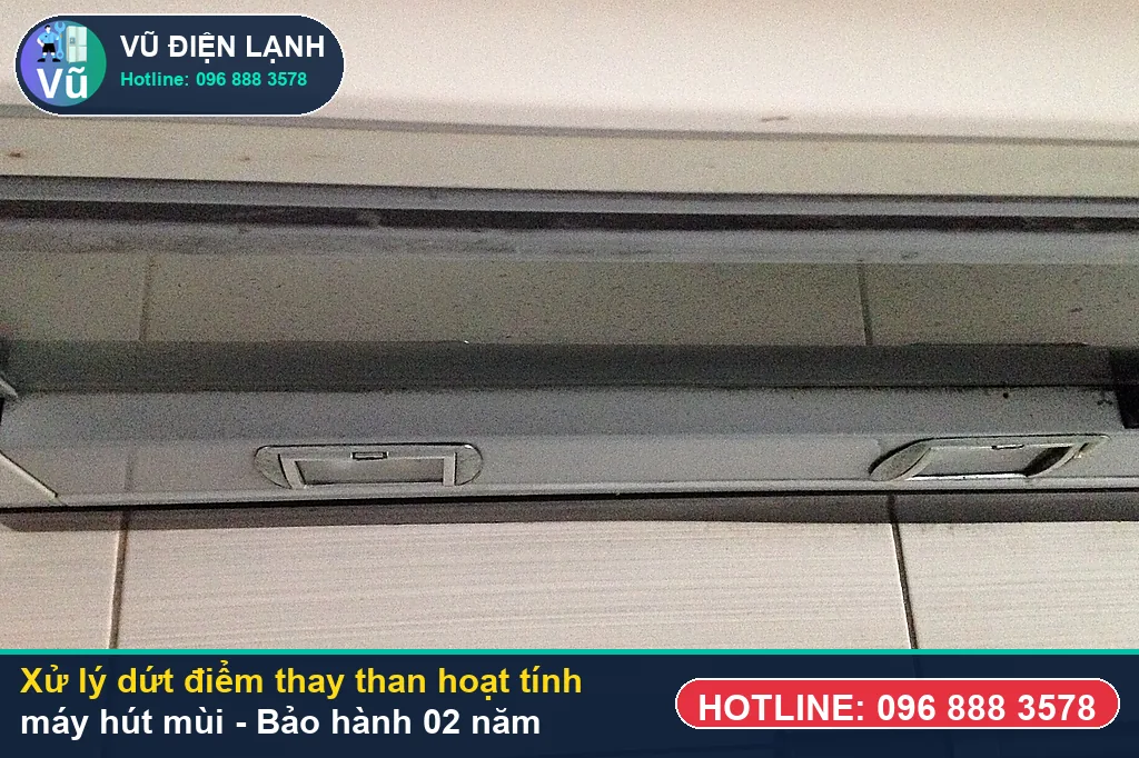 Hoàn tất xử lý thay than hoạt tính máy hút mùi, kiểm tra lưu lượng gió hút khỏe và bàn giao phiếu bảo hành 02 năm Vũ Điện Lạnh
